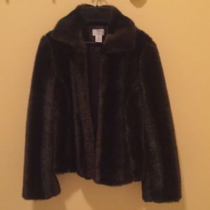 Women’s faux fur jacket